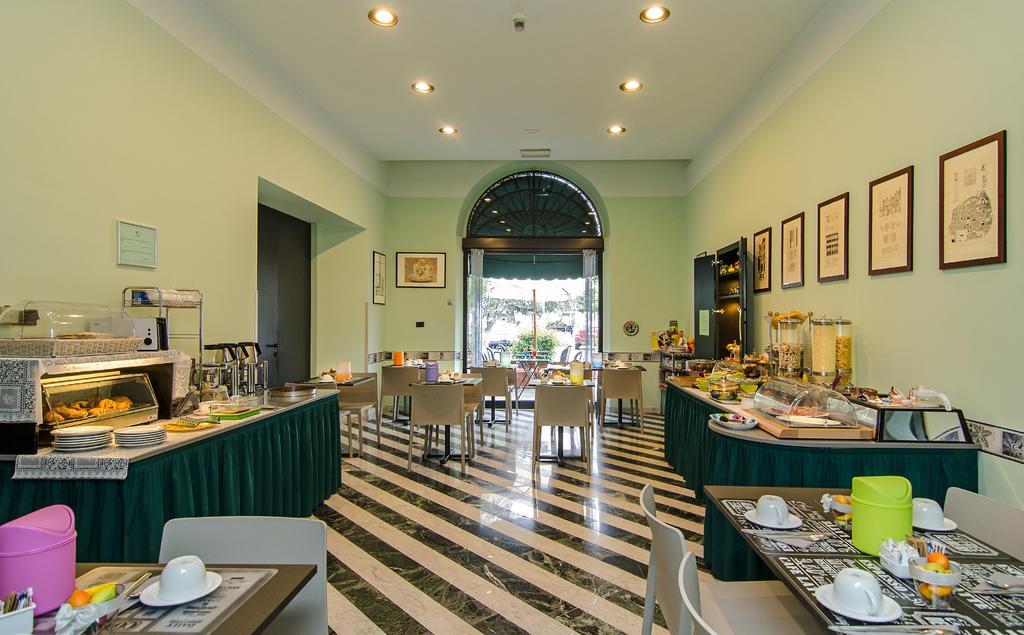 Rex Hotel 3*